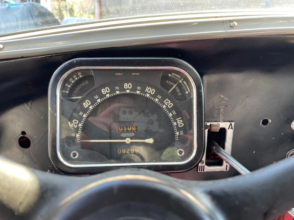 1947 Citroen Traction Avant - Image 12 of 30