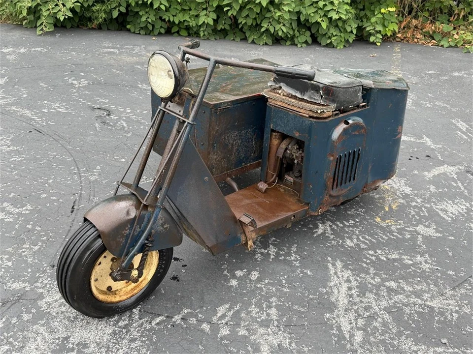 1947 Cushman - Image 2 of 8