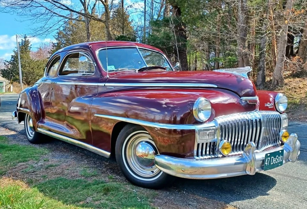 1947 DeSoto Firedome - Image 2 of 31