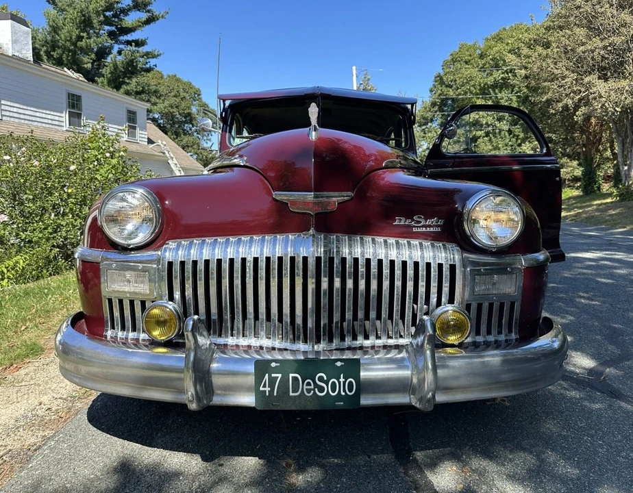 1947 DeSoto Firedome - Image 13 of 31