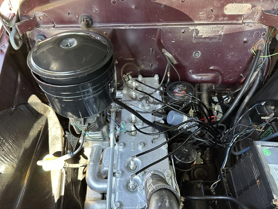 1947 DeSoto Firedome - Image 17 of 31