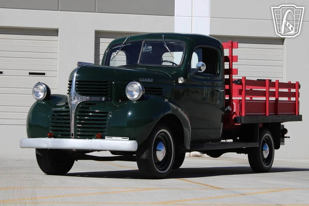 1947 Dodge T/V/W Series - Image 3 of 12