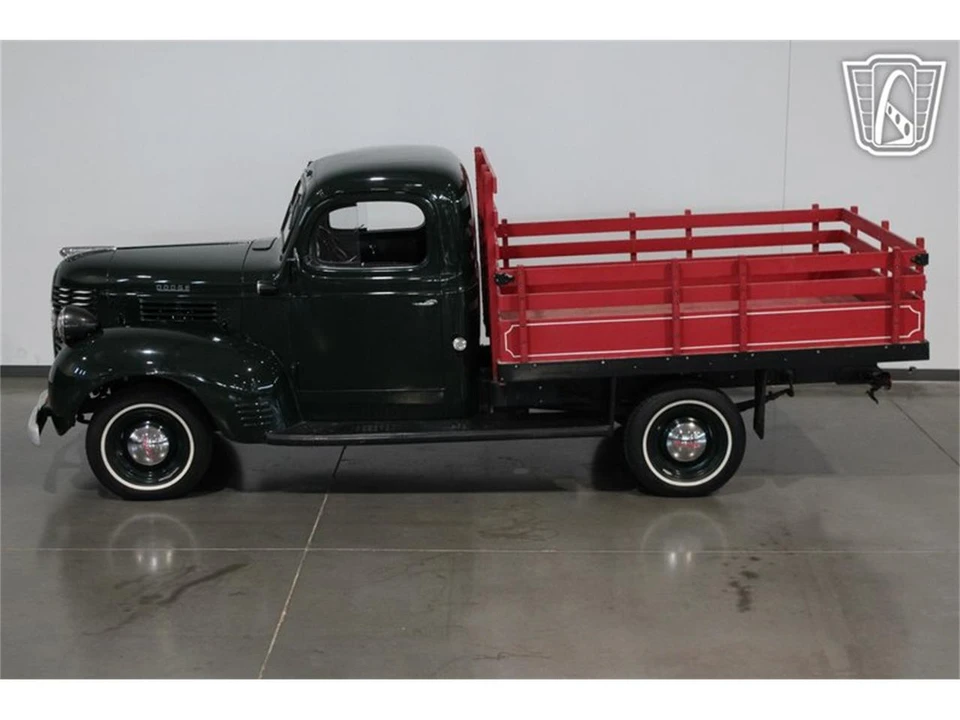 1947 Dodge T/V/W Series - Image 11 of 31