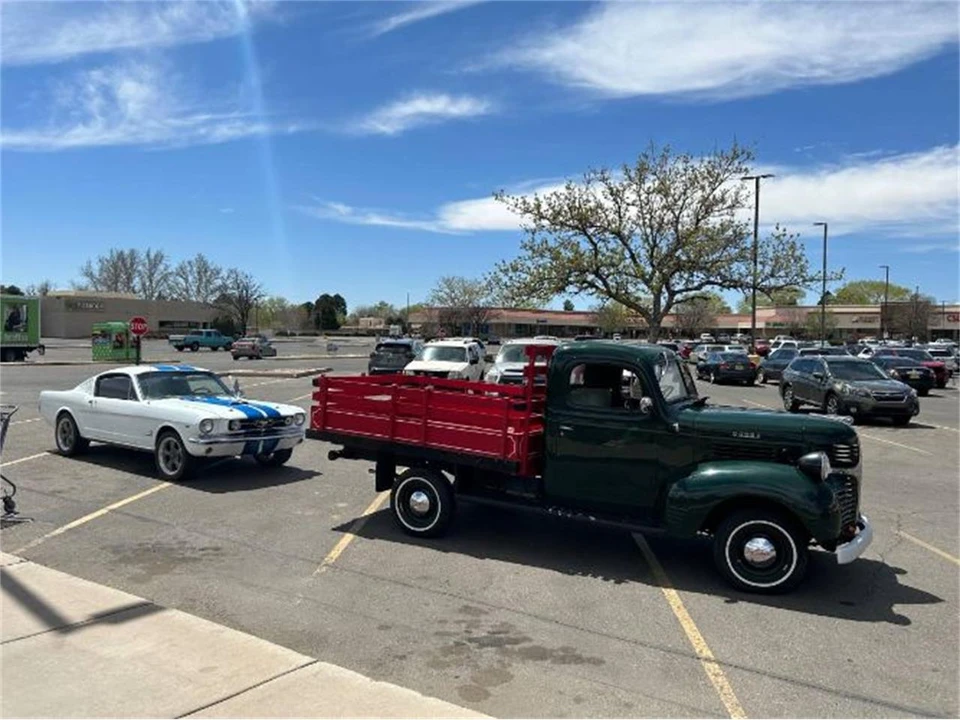 1947 Dodge T/V/W Series - Image 13 of 14