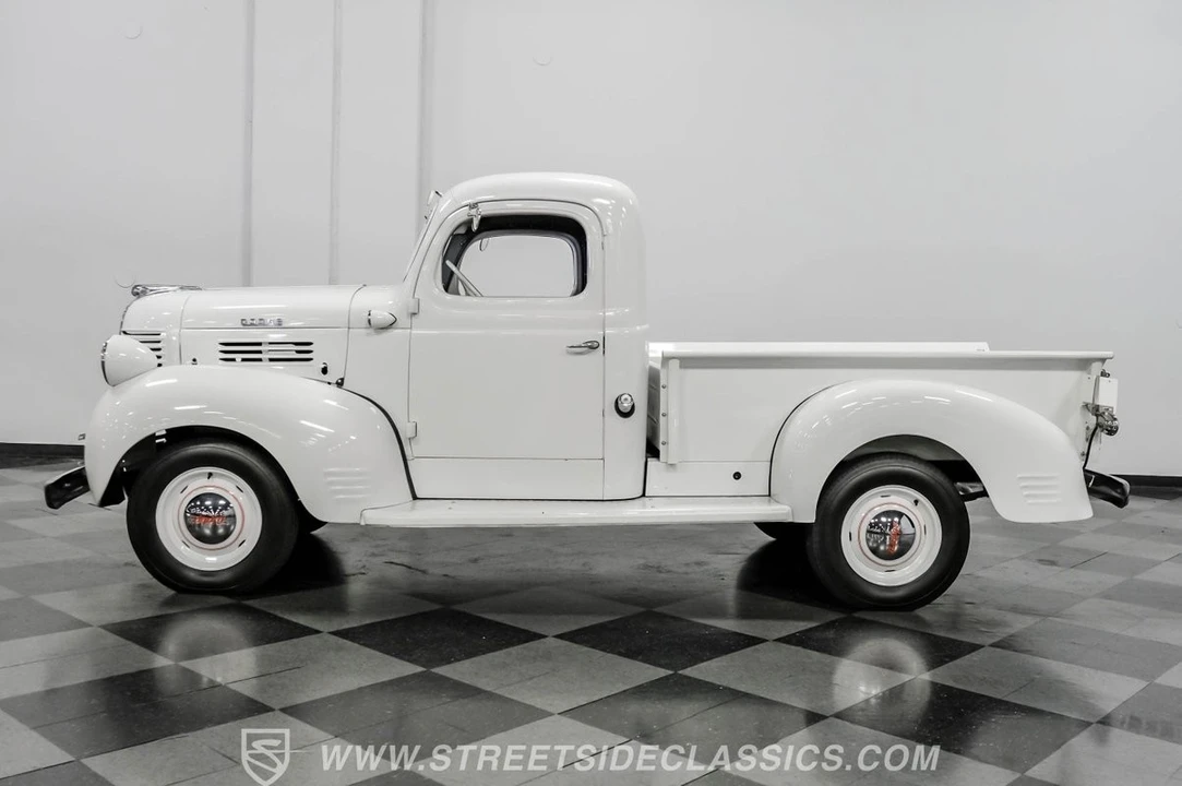1947 Dodge T/V/W Series - Image 3 of 12