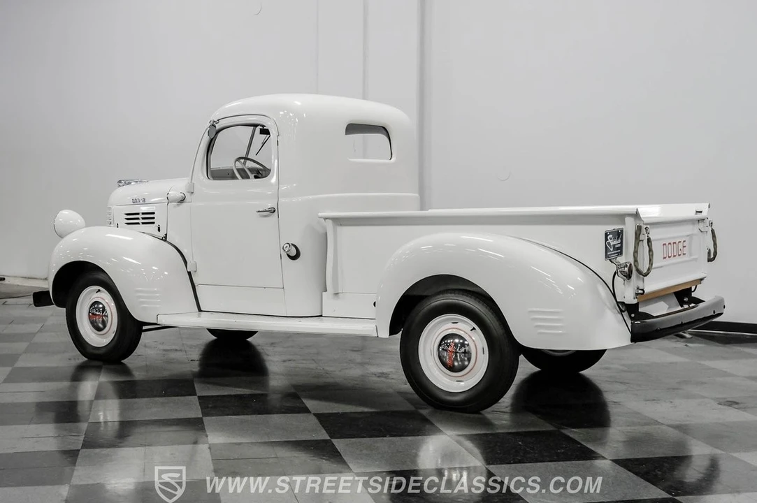 1947 Dodge T/V/W Series - Image 6 of 12