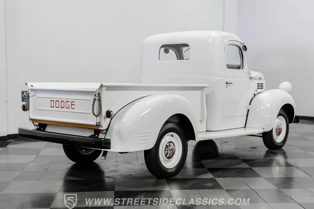 1947 Dodge T/V/W Series - Image 11 of 12