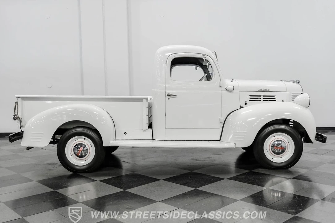 1947 Dodge T/V/W Series - Image 13 of 21