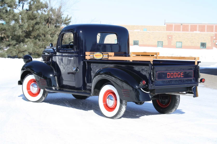 1947 Dodge T/V/W Series - Image 3 of 8