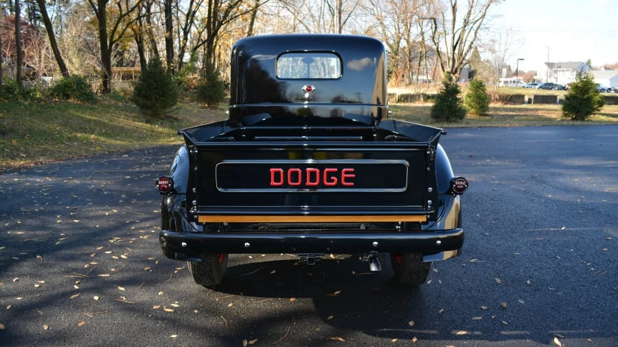 1947 Dodge T/V/W Series - Image 3 of 11