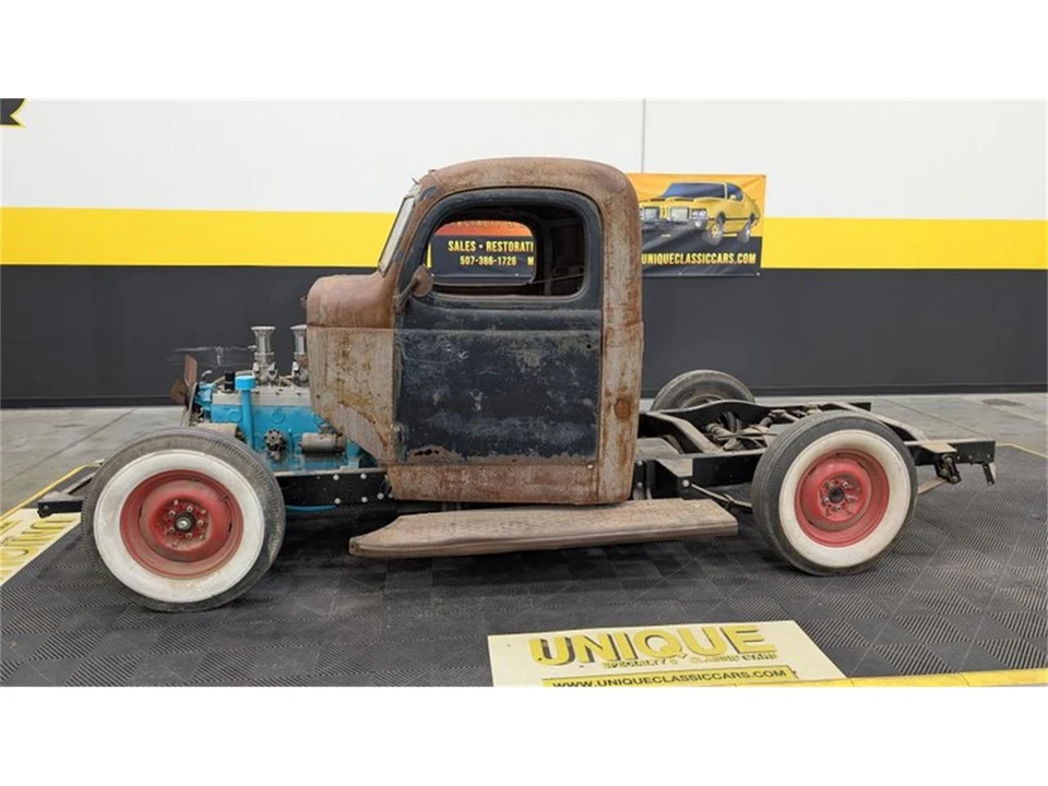 1947 Dodge T/V/W Series - Image 8 of 16
