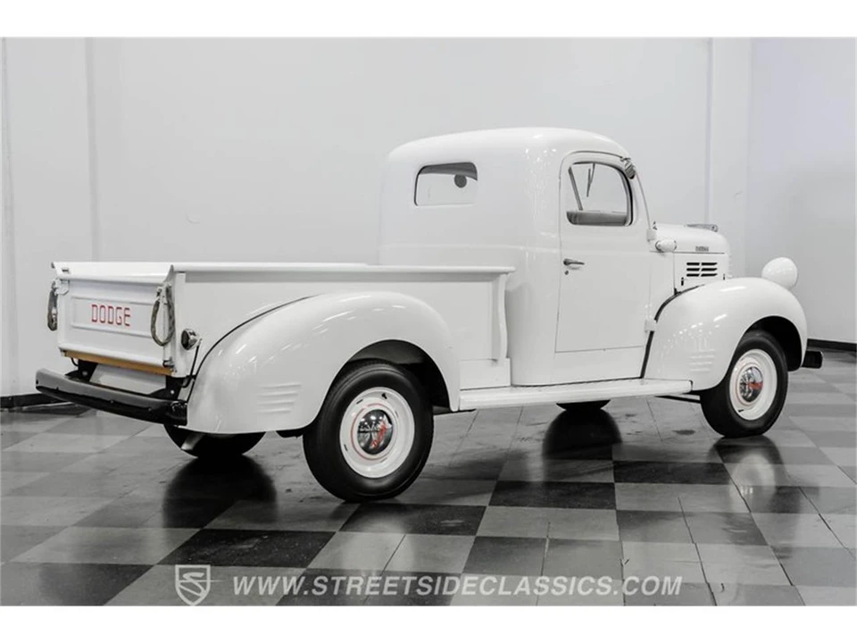 1947 Dodge T/V/W Series - Image 11 of 31