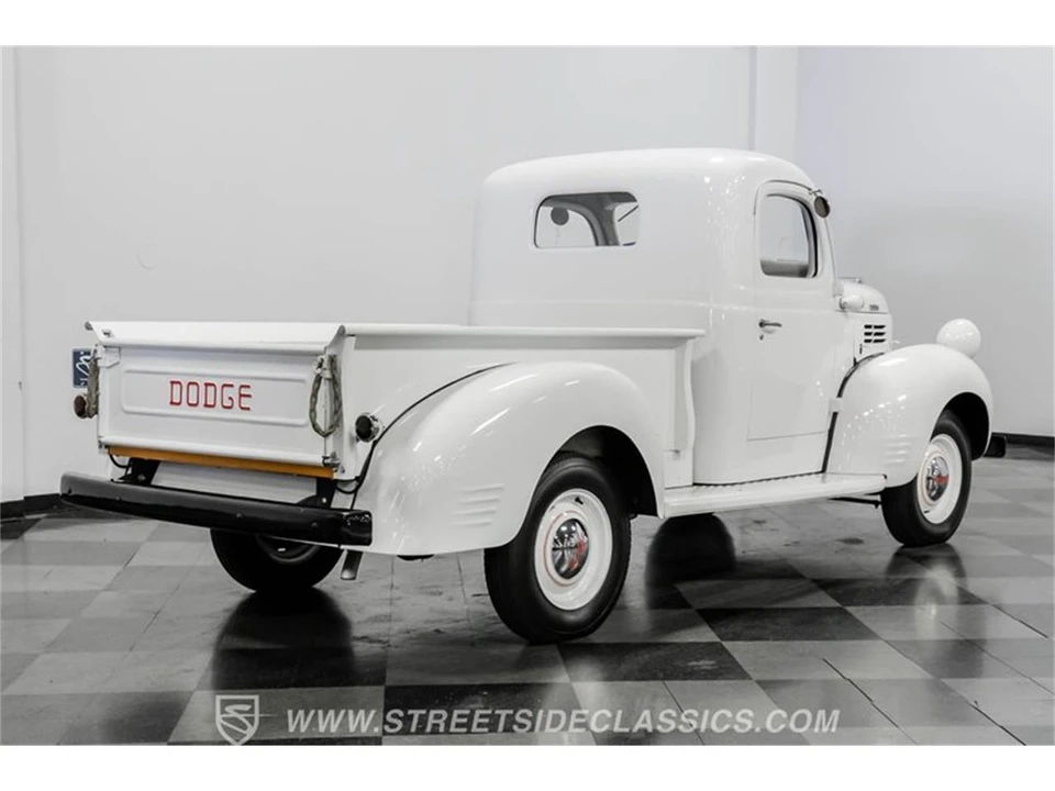 1947 Dodge T/V/W Series - Image 10 of 31