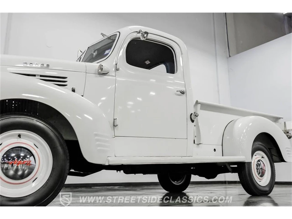 1947 Dodge T/V/W Series - Image 21 of 31