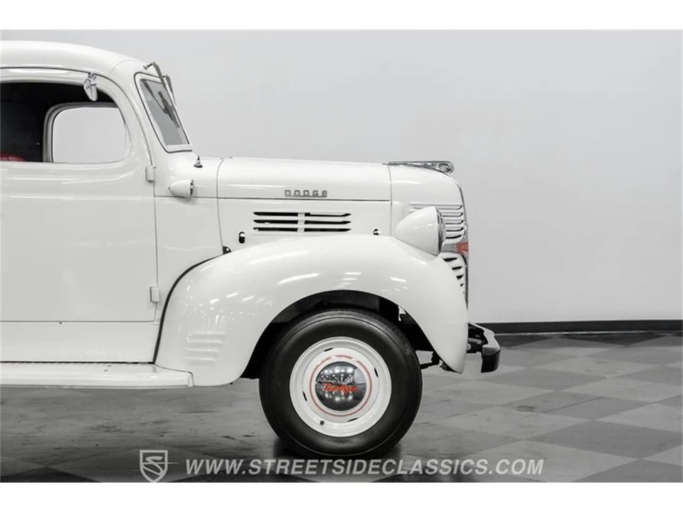 1947 Dodge T/V/W Series - Image 29 of 31