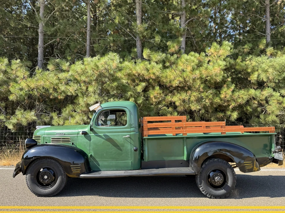 1947 Dodge T/V/W Series - Image 25 of 31