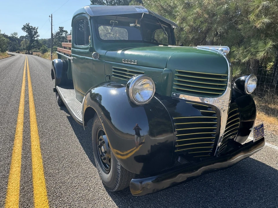 1947 Dodge T/V/W Series - Image 10 of 31