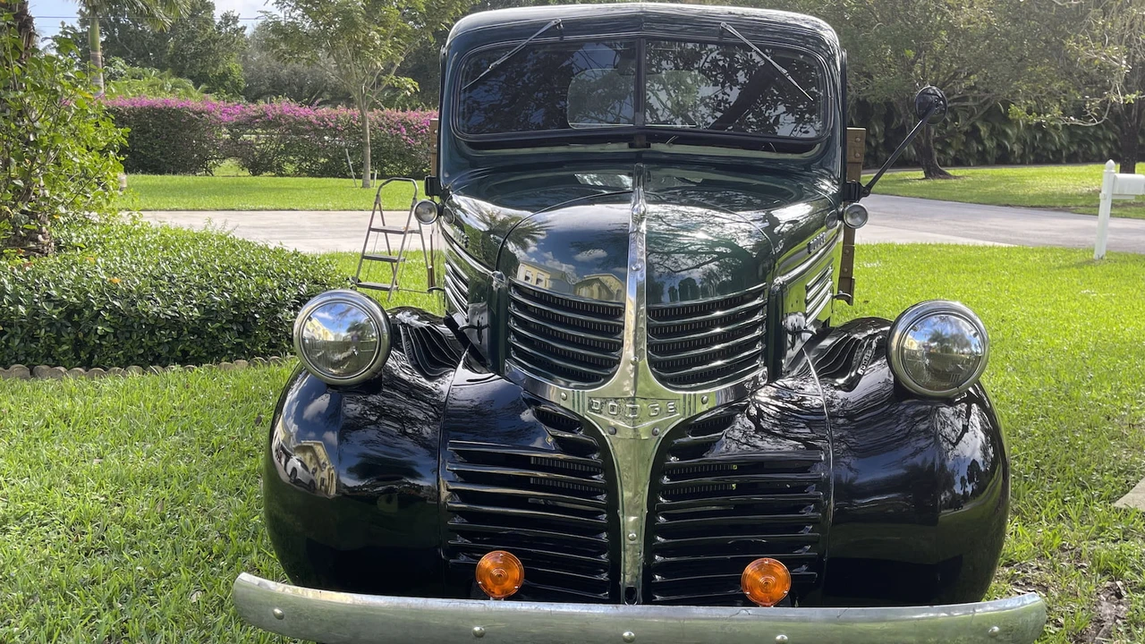 1947 Dodge T/V/W Series - Image 9 of 13