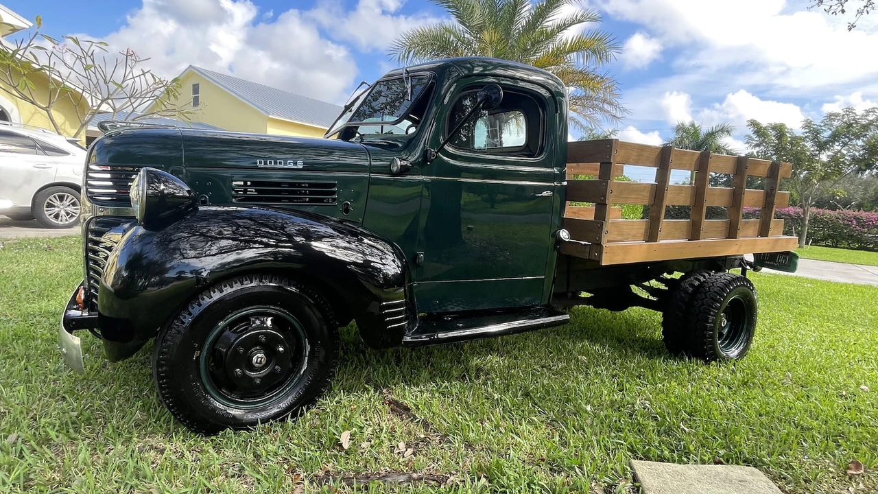 1947 Dodge T/V/W Series - Image 10 of 13