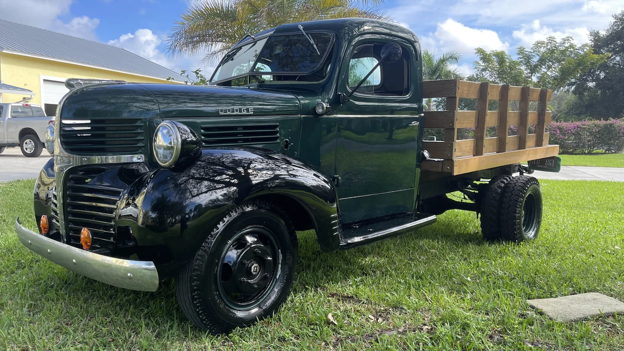1947 Dodge T/V/W Series - Image 12 of 13