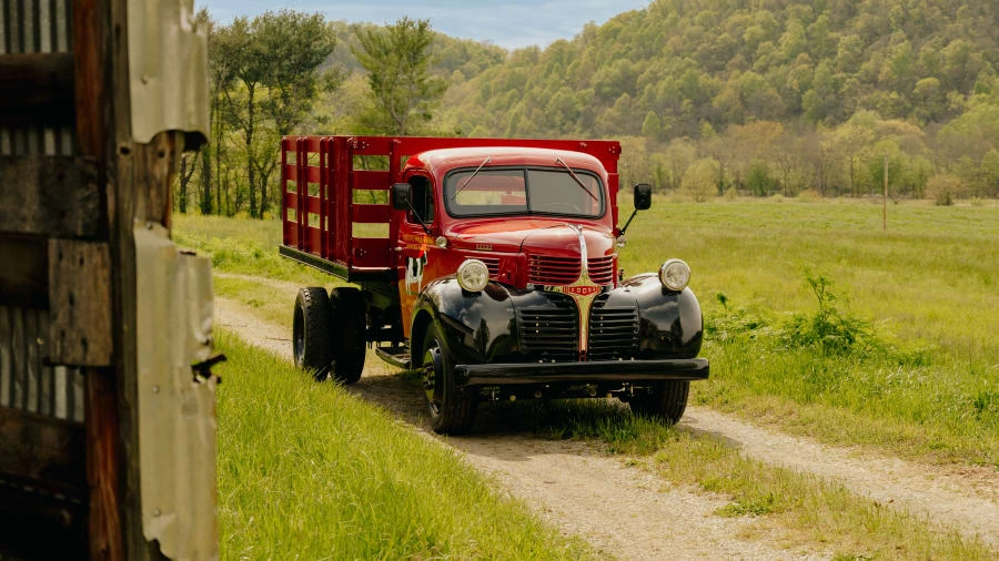 1947 Dodge T/V/W Series - Image 14 of 28