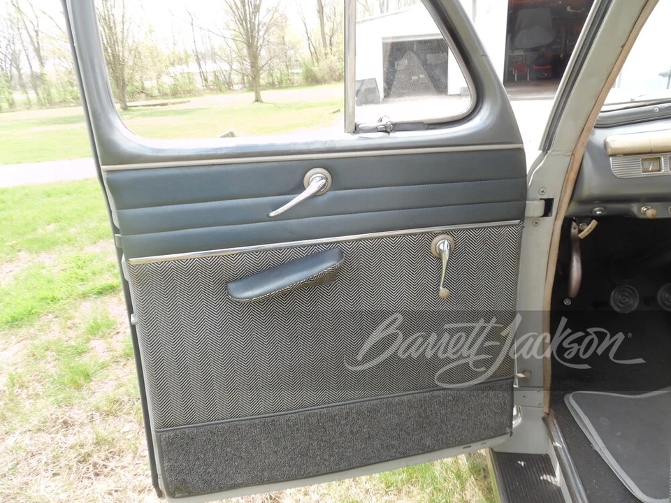1947 Ford Standard & Deluxe & Super Deluxe - Image 20 of 20