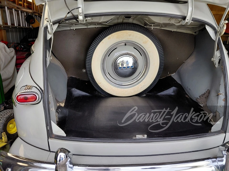 1947 Ford Standard & Deluxe & Super Deluxe - Image 14 of 20