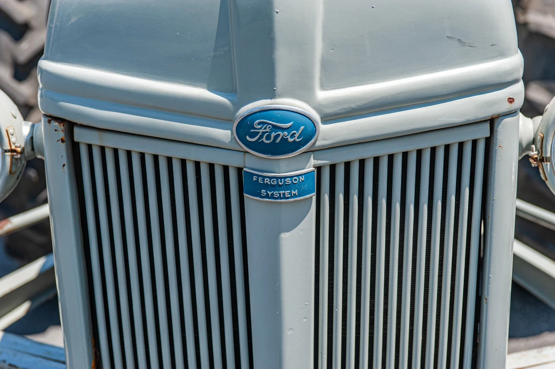 1947 Ford Tractor - Image 13 of 25