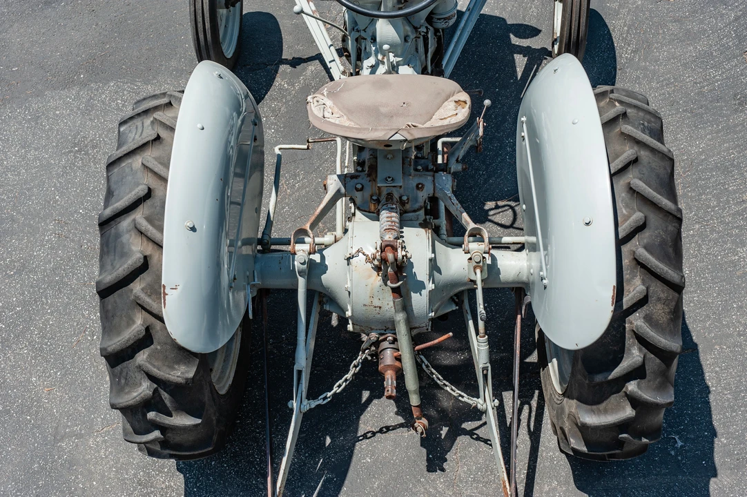 1947 Ford Tractor - Image 23 of 25