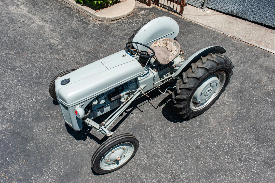 1947 Ford Tractor - Image 3 of 25