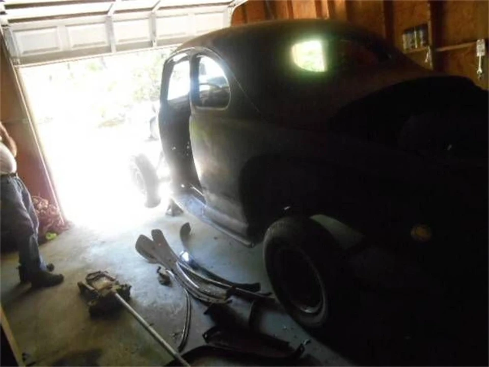 1947 Ford Standard & Deluxe & Super Deluxe - Image 7 of 7
