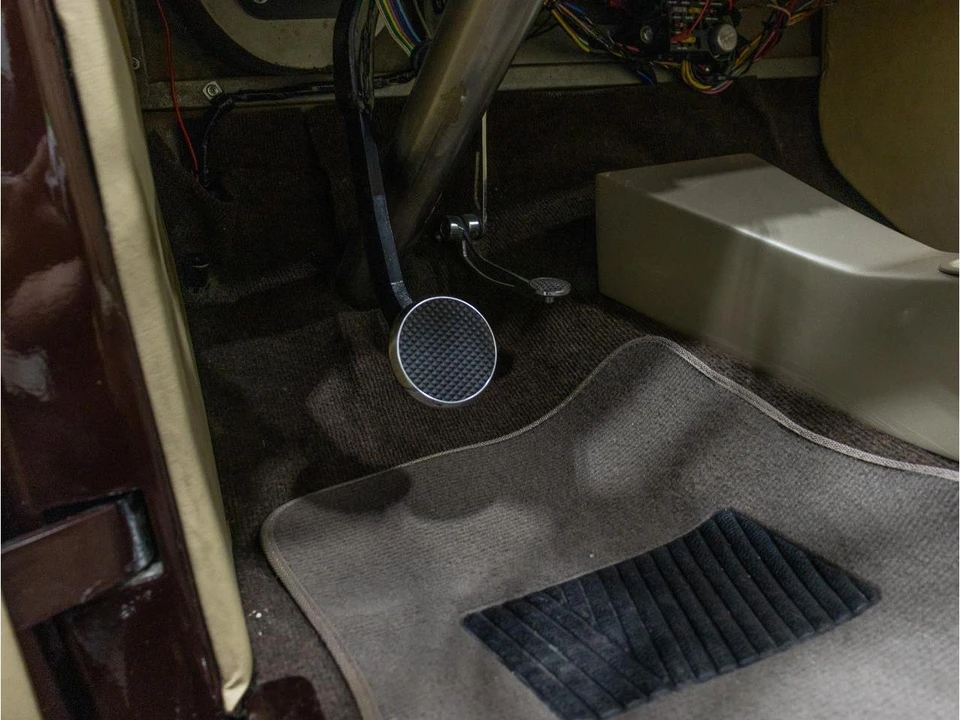 1947 Ford Standard & Deluxe & Super Deluxe - Image 25 of 31