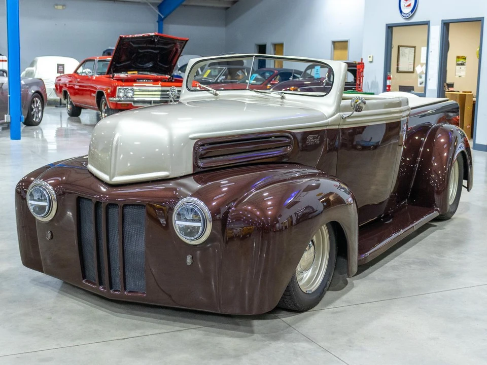 1947 Ford Standard & Deluxe & Super Deluxe - Image 3 of 31