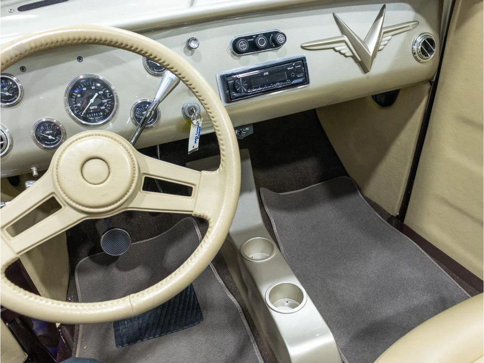 1947 Ford Standard & Deluxe & Super Deluxe - Image 27 of 31