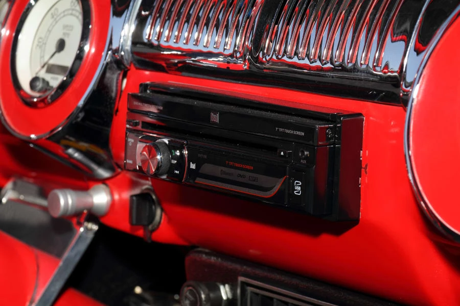 1947 Ford Standard & Deluxe & Super Deluxe - Image 16 of 31