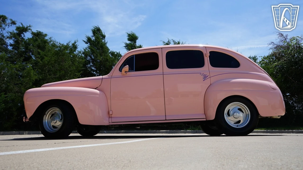 1947 Ford Customline - Image 9 of 12