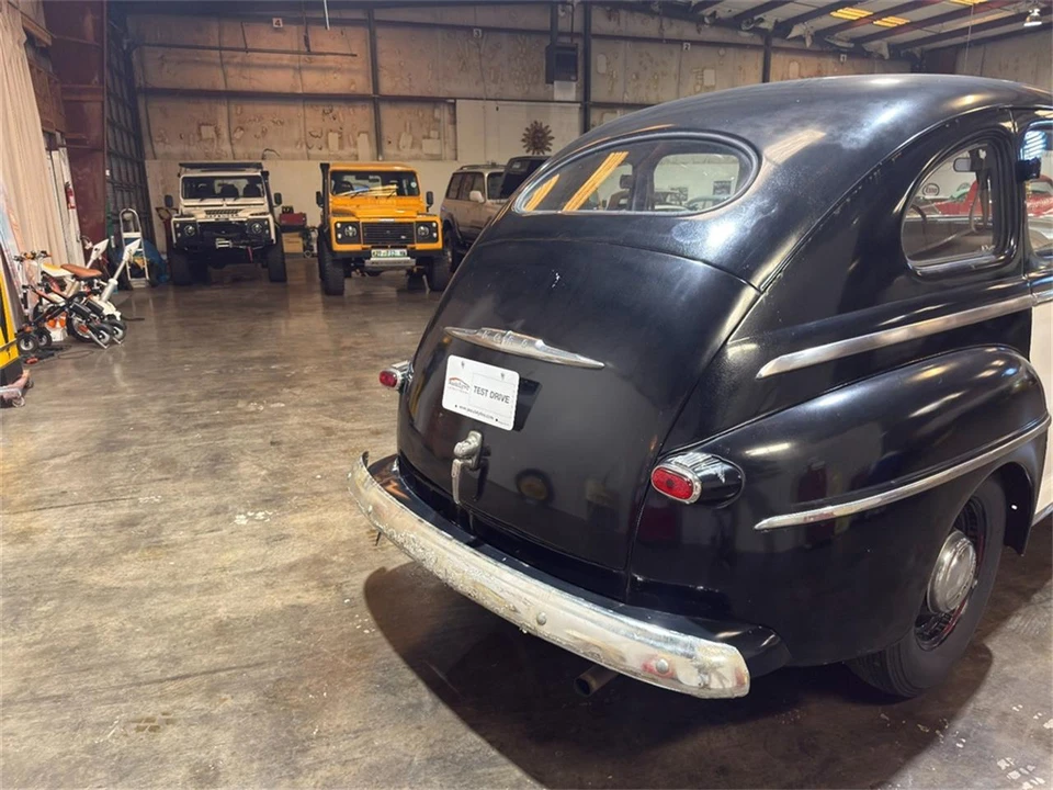 1947 Ford Standard & Deluxe & Super Deluxe - Image 23 of 31