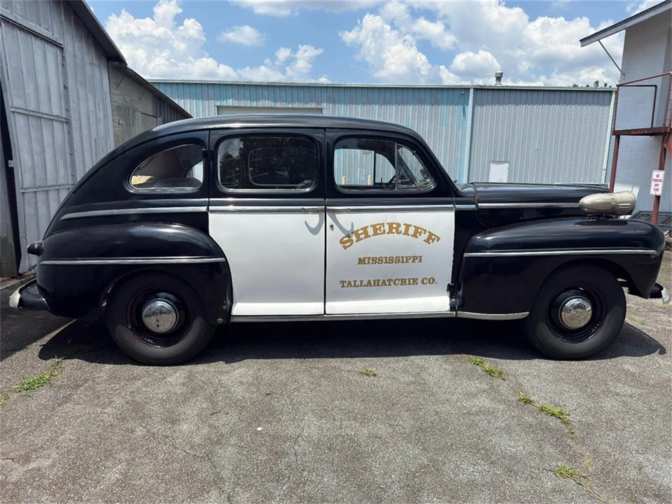 1947 Ford Standard & Deluxe & Super Deluxe - Image 4 of 31