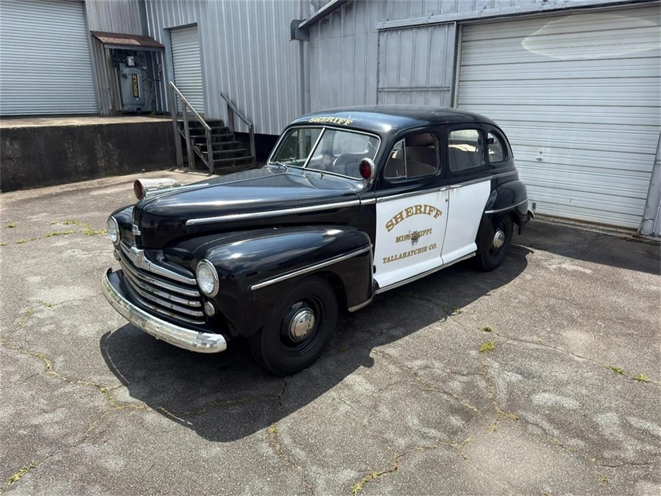 1947 Ford Standard & Deluxe & Super Deluxe - Image 10 of 31