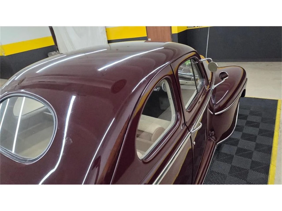 1947 Ford Standard & Deluxe & Super Deluxe - Image 17 of 31