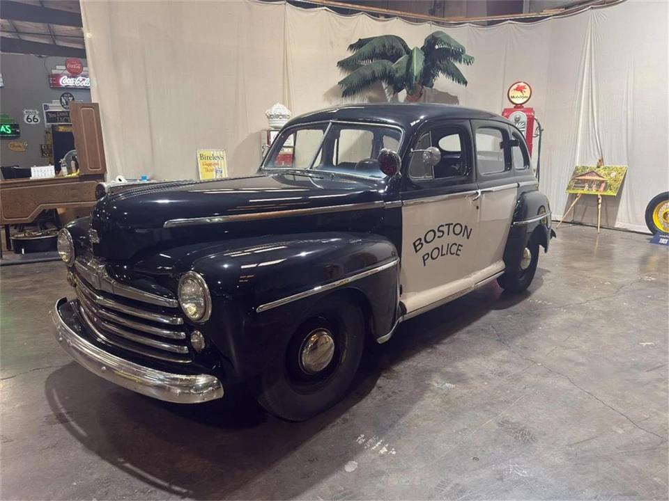 1947 Ford Standard & Deluxe & Super Deluxe - Image 2 of 31