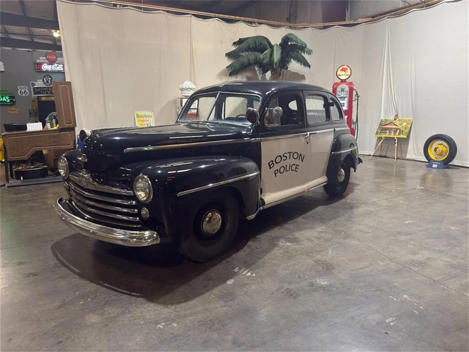 1947 Ford Standard & Deluxe & Super Deluxe - Image 13 of 31