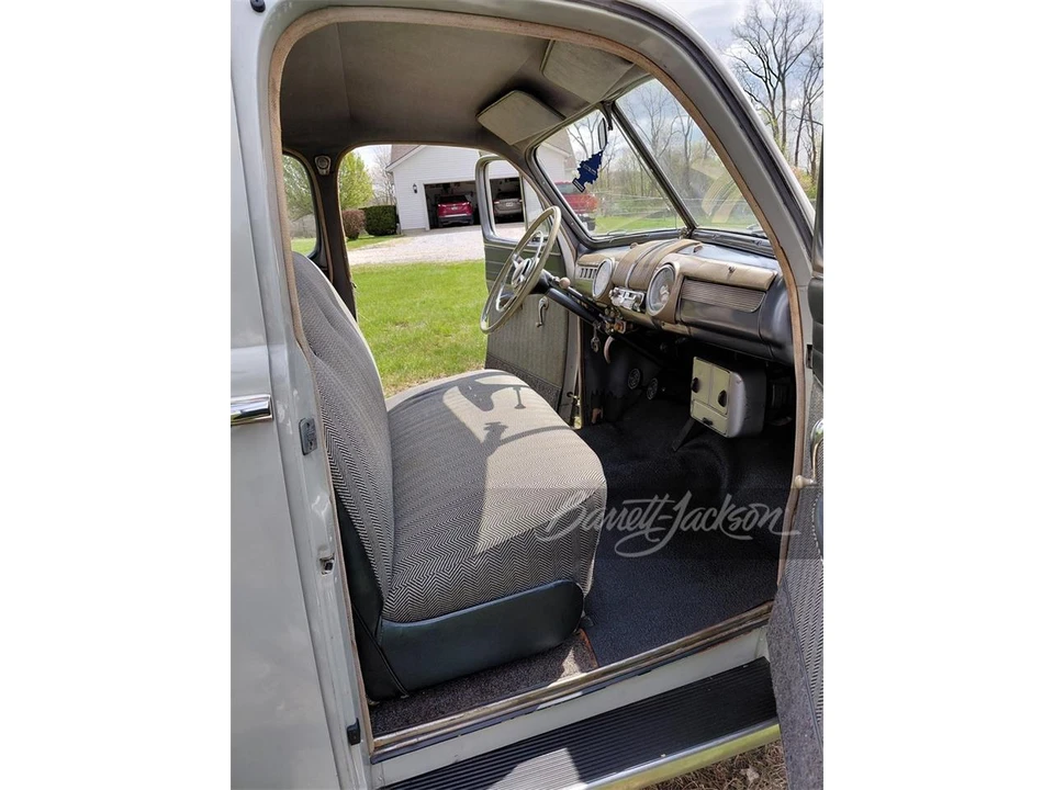 1947 Ford Standard & Deluxe & Super Deluxe - Image 4 of 5
