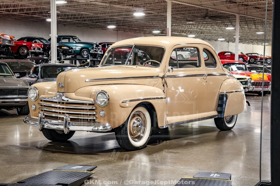 1947 Ford Standard & Deluxe & Super Deluxe - Image 4 of 31