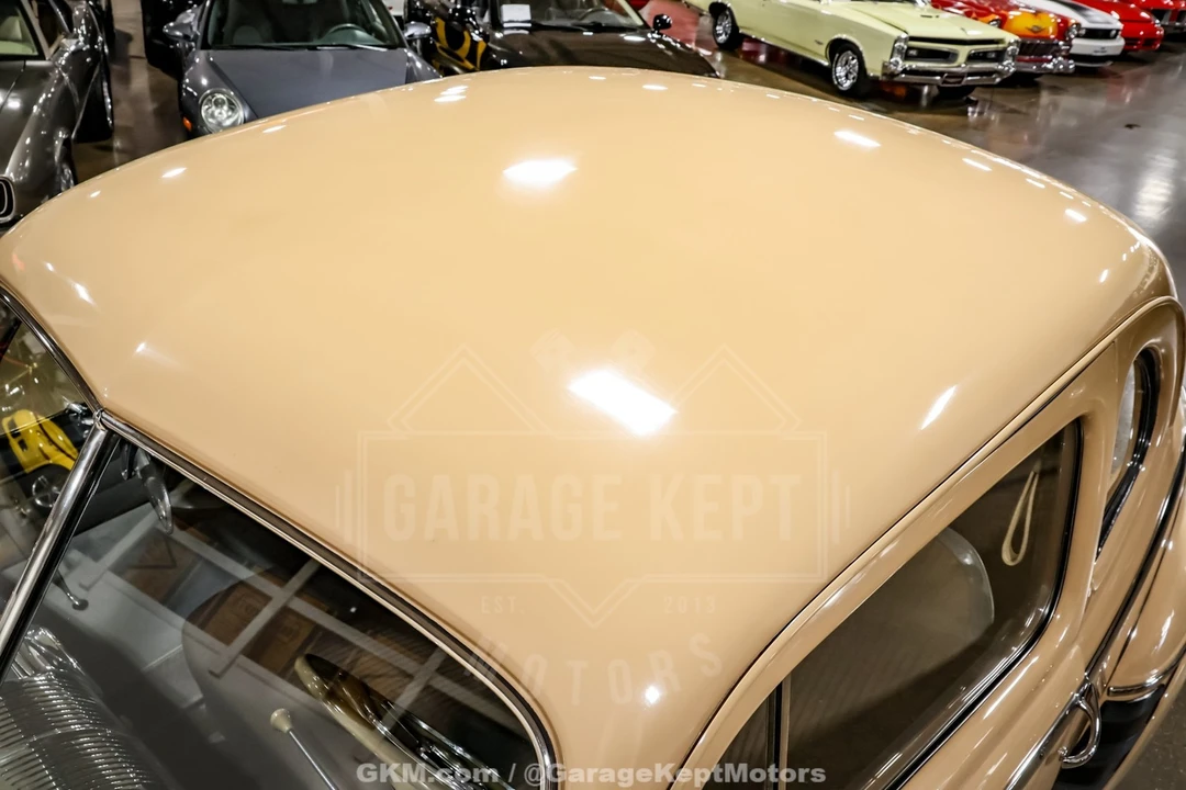 1947 Ford Standard & Deluxe & Super Deluxe - Image 28 of 31