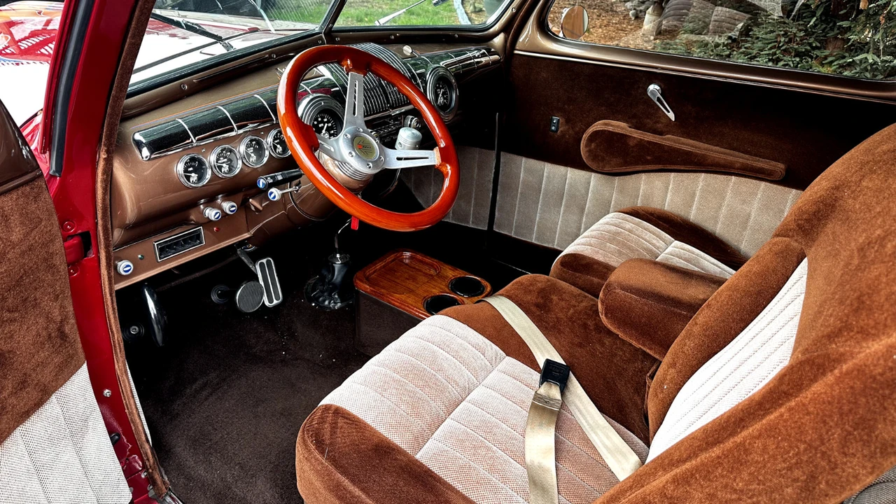 1947 Ford Standard & Deluxe & Super Deluxe - Image 16 of 21
