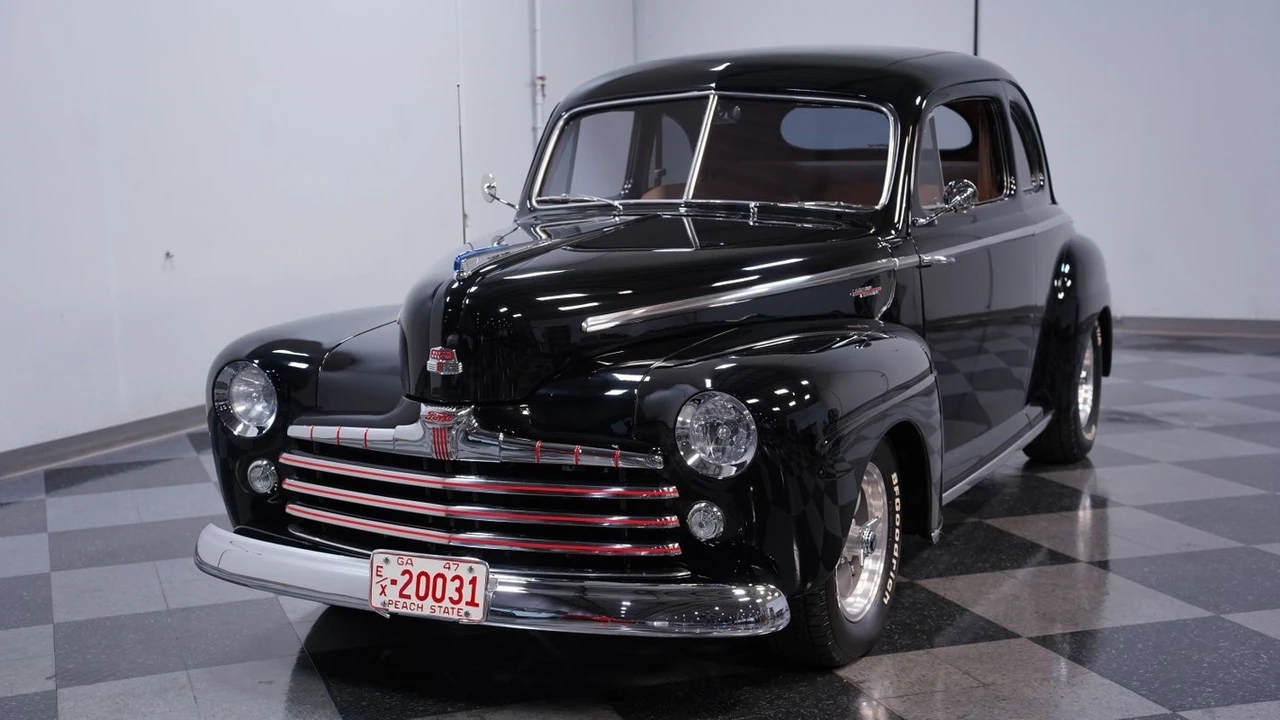 1947 Ford Standard & Deluxe & Super Deluxe - Image 17 of 21