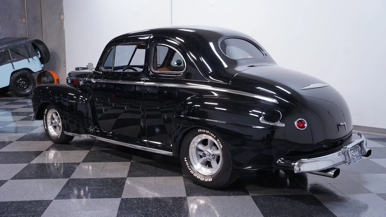 1947 Ford Standard & Deluxe & Super Deluxe - Image 8 of 21