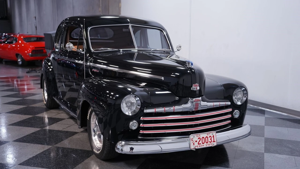 1947 Ford Standard & Deluxe & Super Deluxe - Image 15 of 21