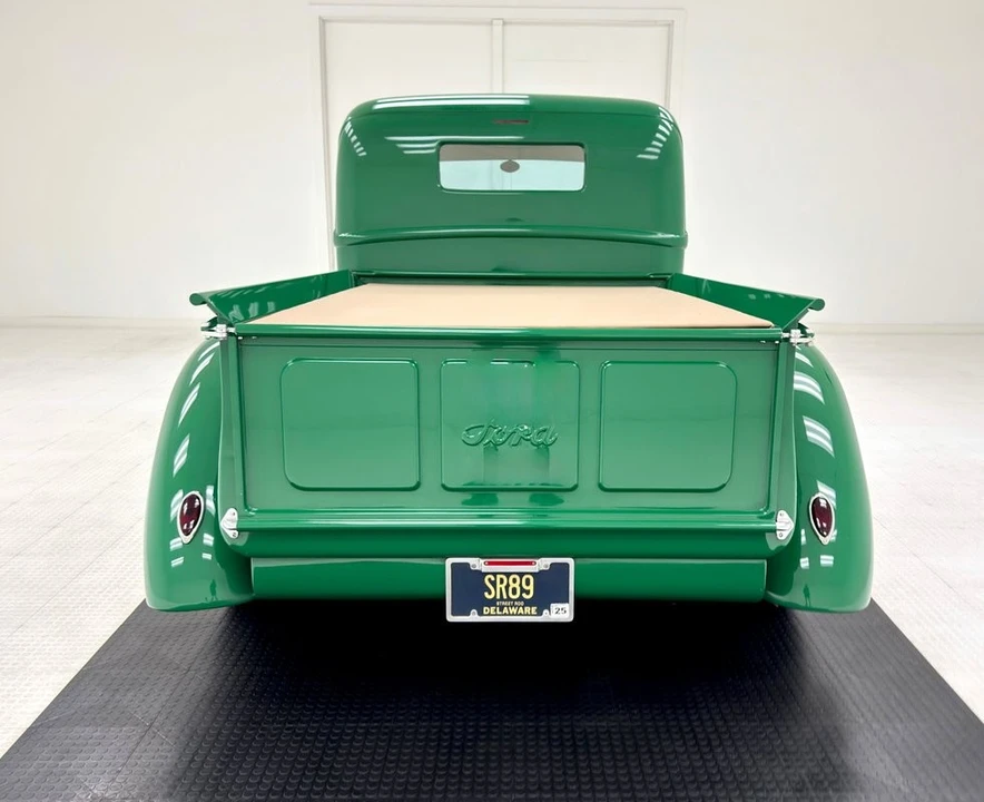 1947 Ford Pickup (1940-1947) - Image 4 of 12